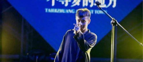 娱乐圈吃瓜男歌手,揭秘吃瓜男歌手背后的故事